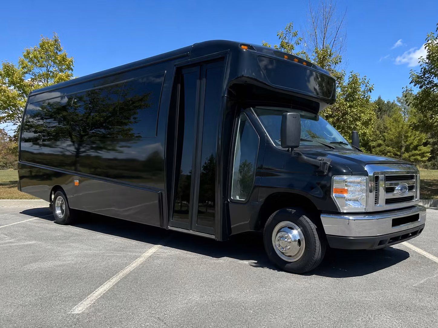 15 passenger minibus