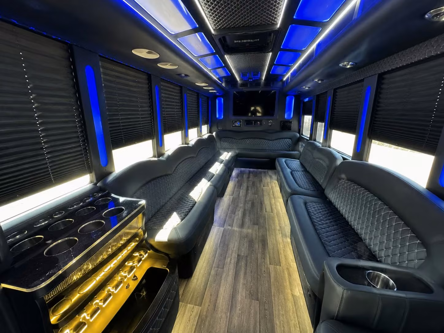get a prom party bus in hampton with the amenities your group actually wants