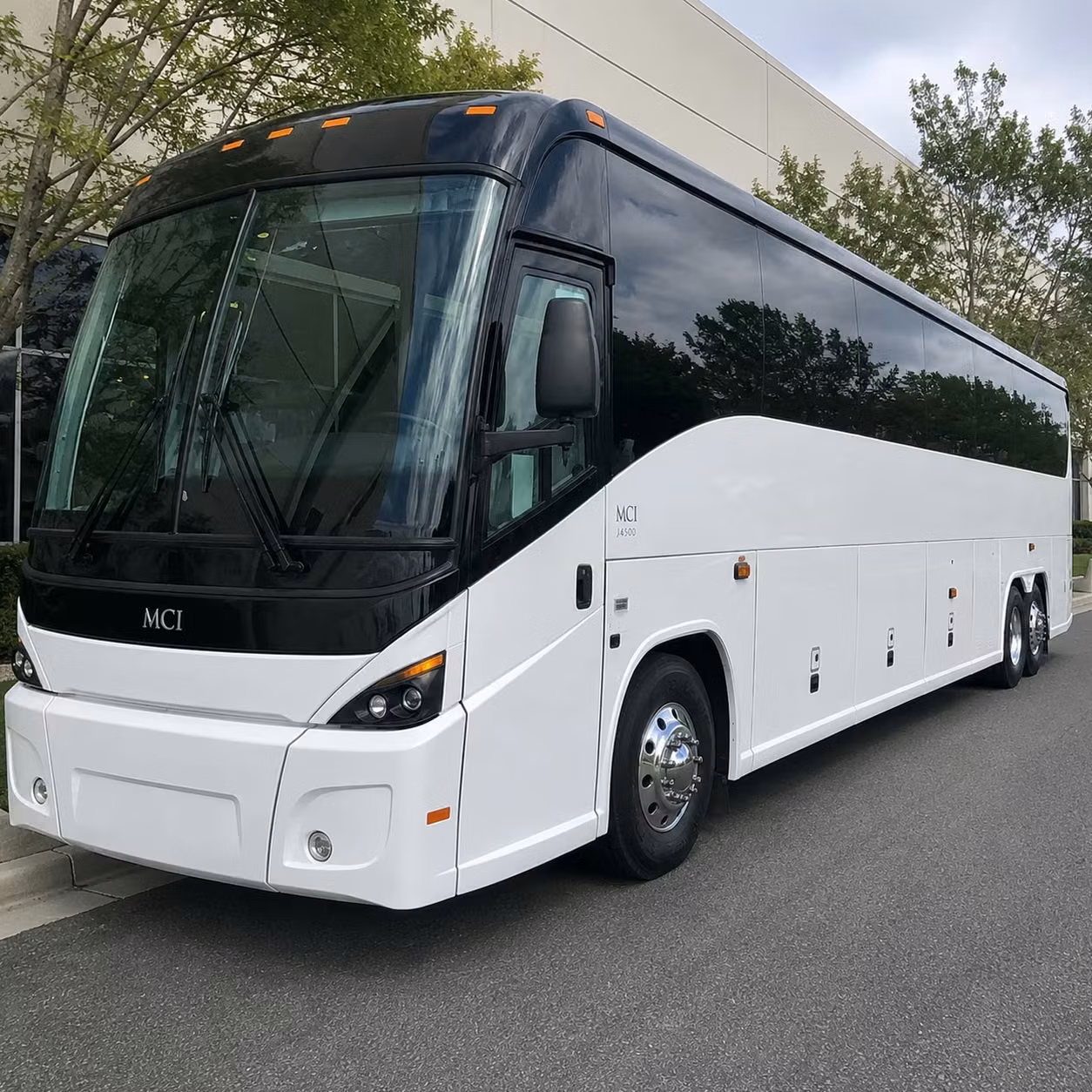 long distance bus trips from hampton to washington d c and the mid atlantic