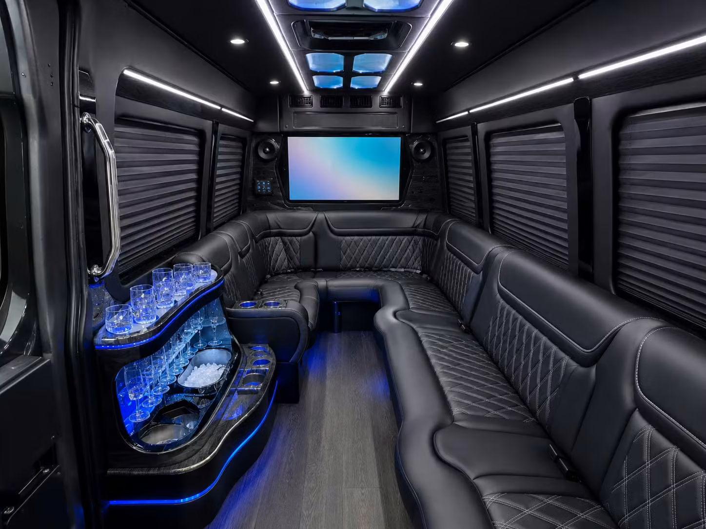 you can count on charterbusrentalhamptonva com for military and government airport transportation in hampton